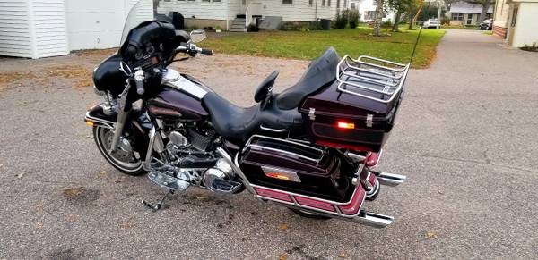 Almost mint Salvaged Harley Davidson for sale in Lyndon Station, WI – photo 3