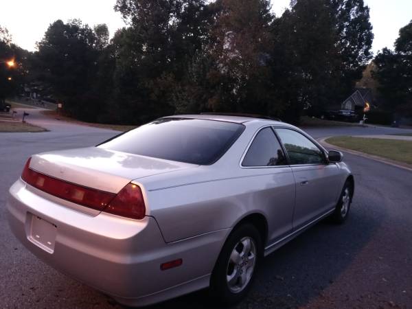 2002 Honda accord ex beautiful silver moonroof super clean only 146k... for sale in Acworth, AL – photo 16