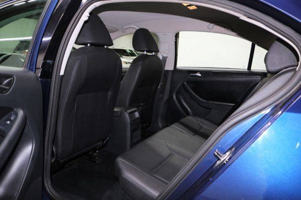 2011 Volkswagen Jetta Sedan 4dr Auto SE PZEV FINANCING OPTIONS!... for sale in Dallas, TX – photo 20