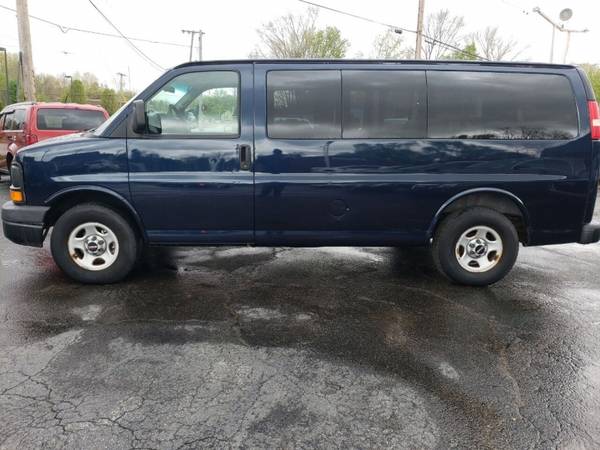 2008 GMC Savana Passenger ( LOW MILES! - - by dealer for sale in North Lima, OH – photo 2
