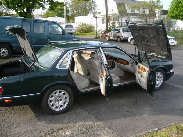 PARTS HAVE BEEN SOLD! not complete now! 1998 Jaguar XJ8-WHOLE-PARTS for sale in Milford, NY – photo 12