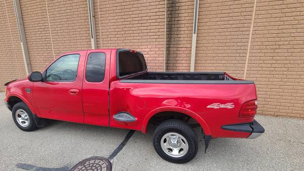 2002 Ford F150 XLT 100% Rust Free 4x4 - cars & trucks - by owner -... for sale in Ann Arbor, MI – photo 5