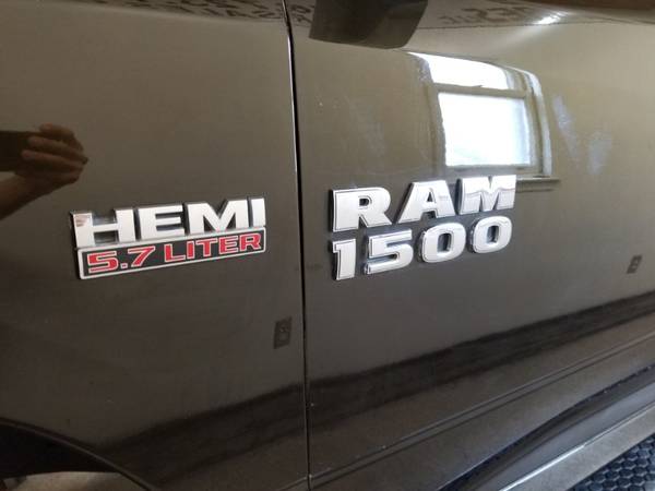 2013 RAM 1500 SLT Crew Cab 4WD for sale in Hudsonville, MI – photo 10