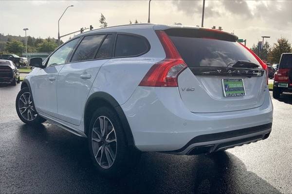 2018 Volvo V60 Cross Country AWD All Wheel Drive T5 Wagon - cars & for sale in Olympia, WA – photo 10