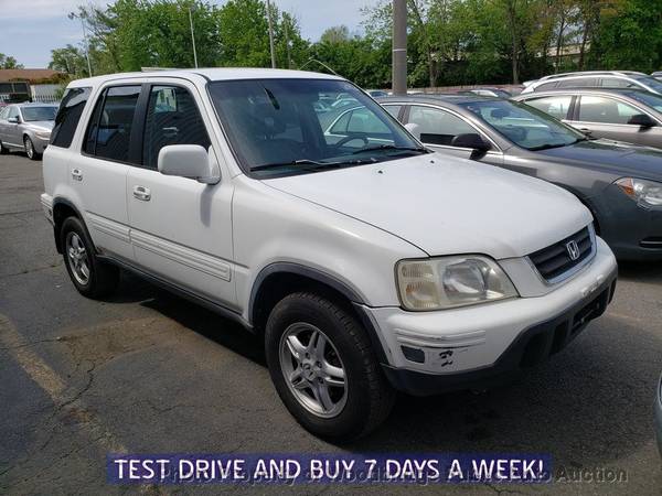 2000 Honda CR-V 4WD SE Automatic White - - by for sale in Woodbridge, District Of Columbia – photo 2