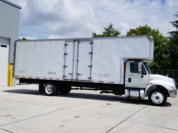 International Freighliner Kentucky Moving Trucks and Trailers for sale in Chicago, IL – photo 9