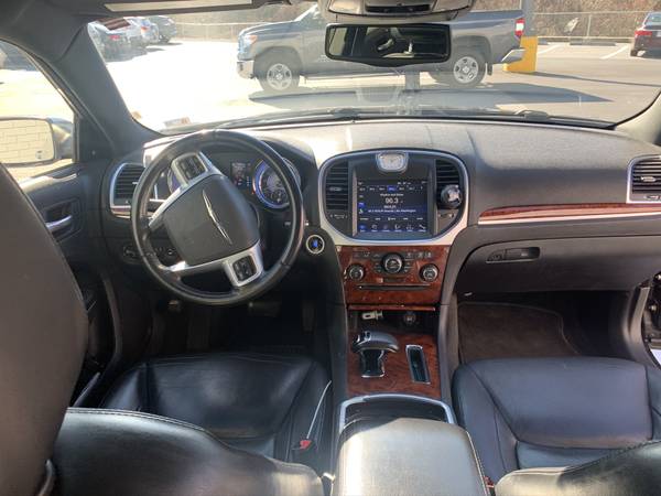 2012 Chrysler 300 Limited Great Condition - cars & trucks - by owner... for sale in Glenarden, District Of Columbia – photo 8