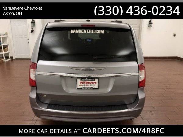 2014 Chrysler Town & Country Touring, Billet Silver Metallic Clearcoat for sale in Akron, OH – photo 6