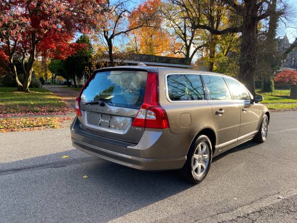 2008 VOLVO V70!!! - cars & trucks - by owner - vehicle automotive sale for sale in Newark, DE – photo 3