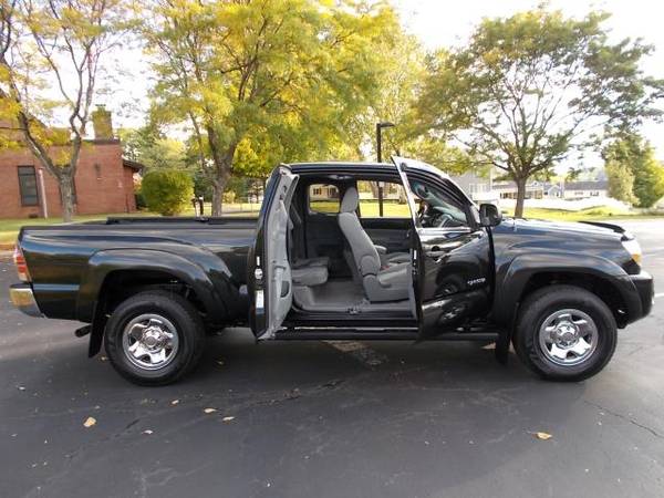 2009 Toyota Tacoma 2WD Access I4 MT PreRunner (Natl) - cars & trucks... for sale in Cohoes, MA – photo 9