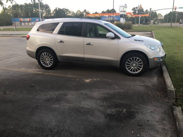 2009 Buick Enclave - cars & trucks - by owner - vehicle automotive... for sale in Moselle, MS – photo 2