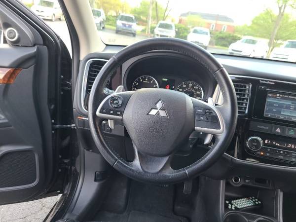 2014 Mitsubishi Outlander GT 4WD - - by dealer for sale in High Point, NC – photo 17