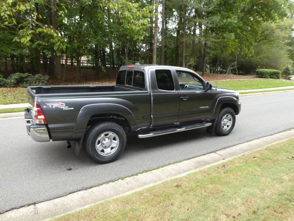 2014 Toyota Tacoma 4dr Access Cab 1 Owner - cars & trucks - by owner... for sale in Chattanooga, TN – photo 13