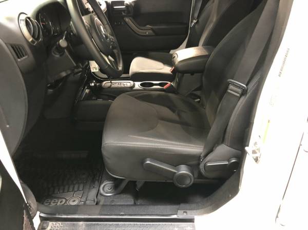 2018 *Jeep* *Wrangler JK Unlimited* Bright White Clearcoat - cars &... for sale in Johnstown , PA – photo 24