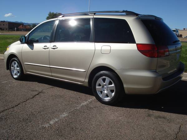 2004 TOYOTA SIENNA LE, MINI-VAN. for sale in colo springs, CO – photo 2