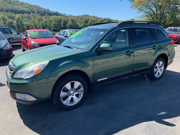 2010 Subaru Outback AWD Limited 3.6R ****6-CYL*** for sale in Owego, NY – photo 3