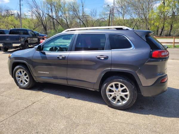 2015 JEEP CHEROKEE LATITUDE - - by dealer - vehicle for sale in Barberton, WV – photo 10