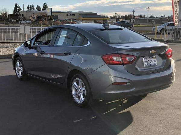 2018 Chevy Cruze LT Sedan - - by dealer - vehicle for sale in Yuba City, CA – photo 7