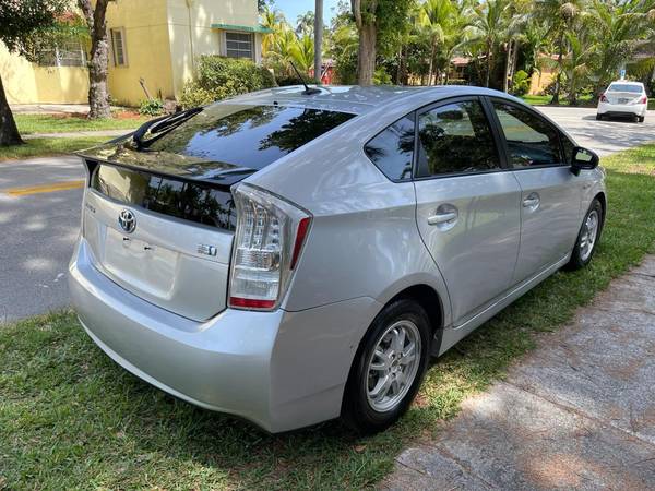 2011 toyota prius for sale in Hollywood, FL – photo 3