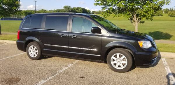 Handicapped Van - 2013 Chrysler Town and Country with Transfer Seat for sale in Prior Lake, MN – photo 8