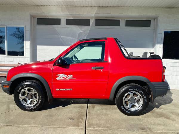 Chevy Geo tracker - cars & trucks - by owner - vehicle automotive sale for sale in Portage, MI – photo 7