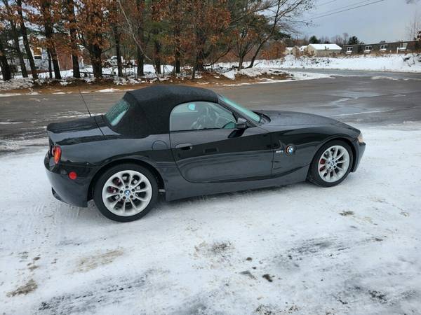 2004 BMW Z4 2 5L 5 Speed Convertible Babied! Only 33K Original for sale in PELHAM, MA – photo 8