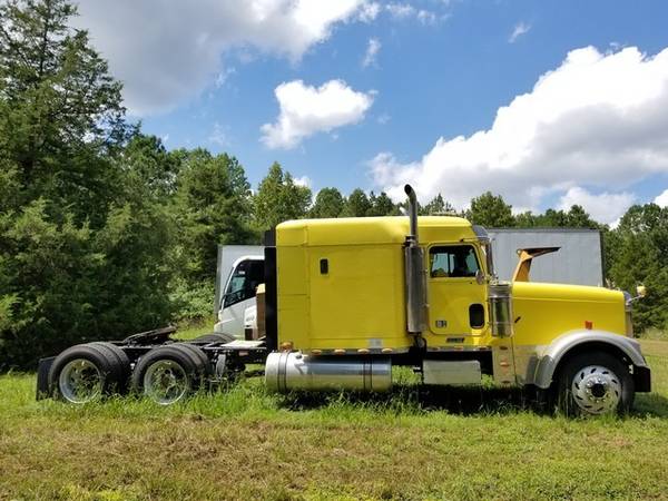 2006 Freightliner Classic XL T/A Sleeper Non-Op RTR# 9083961-01 for sale in Carson, VA – photo 3