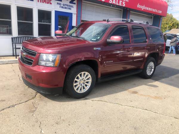 2009 CHEV TAHOE HYBRID 4X4 LEATHER DVD/TV AC LOADED 3RD ROW SEATING for sale in Anderson, IN – photo 2