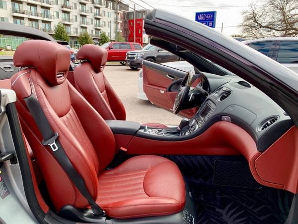2011 Mercedes SL550 AMG Hard Top Convertible SHOW STOPPER ! WOW for sale in Austin, TX – photo 23