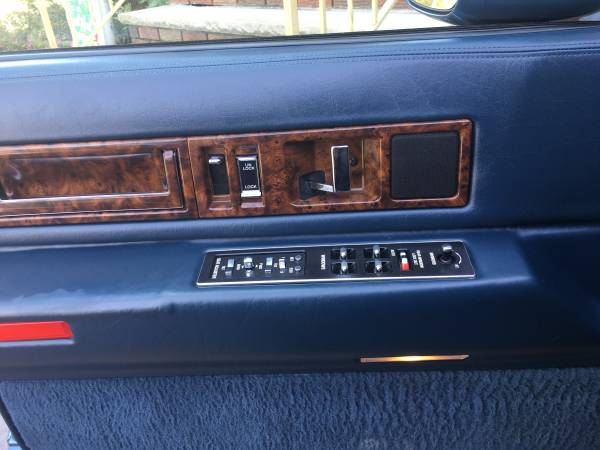 1993 Cadillac Fleetwood Brougham for sale in Garfield, NJ – photo 21