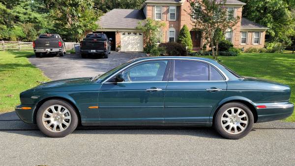2004 JAGUAR XJ8 - cars & trucks - by owner - vehicle automotive sale for sale in Silver Spring, District Of Columbia – photo 2