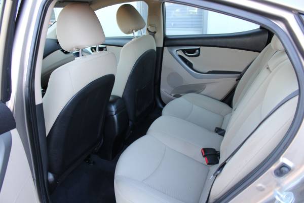 2015 Hyundai Elantra SE 4dr Sedan, Low Miles, Great on Gas - cars &... for sale in Omaha, NE – photo 13