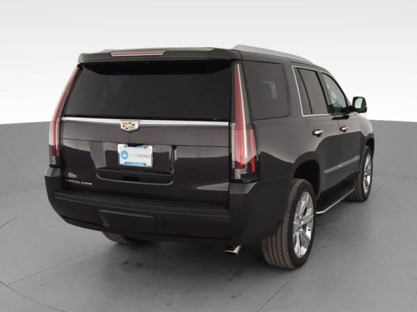2017 Caddy Cadillac Escalade Luxury Sport Utility 4D suv Gray - -... for sale in Saint Louis, MO – photo 10