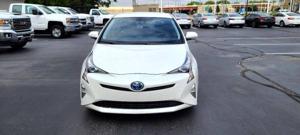 2016 Toyota Prius 5dr HB Three Touring (Natl) GUARANTEE APPROVAL!! -... for sale in Dayton, OH – photo 2