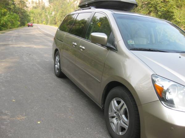2007 Honda Odyssey Touring - cars & trucks - by owner - vehicle... for sale in Rapid City, SD – photo 2
