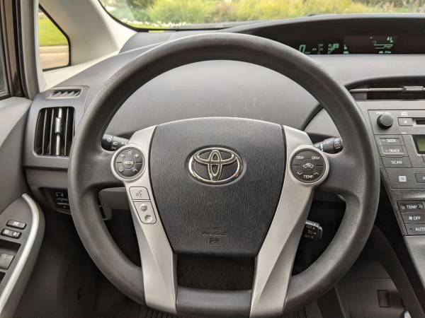 2010 Toyota Prius III New Battery Clean Title Hybrid JBL Leather for sale in Encino, CA – photo 9