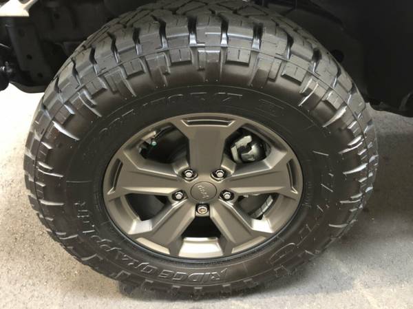 2018 *Jeep* *Wrangler JK Unlimited* Bright White Clearcoat - cars &... for sale in Johnstown , PA – photo 20