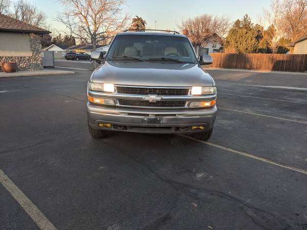 2002 Chevy Suburban 2500 4x4 - - by dealer - vehicle for sale in Ontario, ID – photo 3