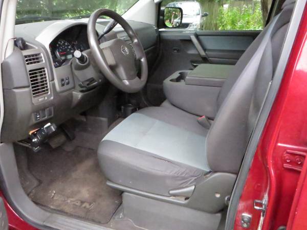 2005 Nissan Titan King Cab XE 2wd for sale in Muscatine, IA – photo 8