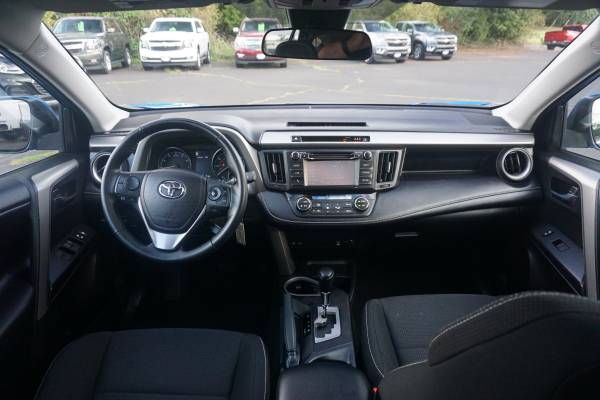 2018 Toyota Rav4 for sale in McMinnville, OR – photo 13