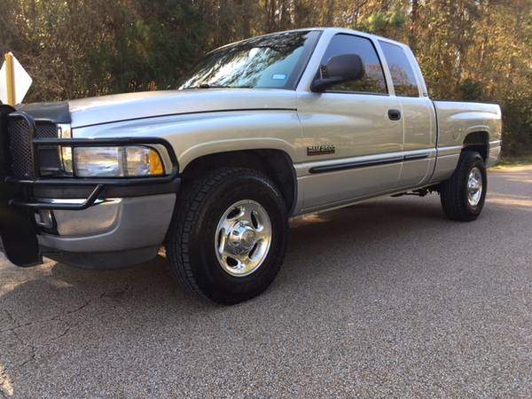 2001 Dodge 2500 X-cab 5.9 Diesel 6speed only 73,000 miles - cars &... for sale in Willis, TX