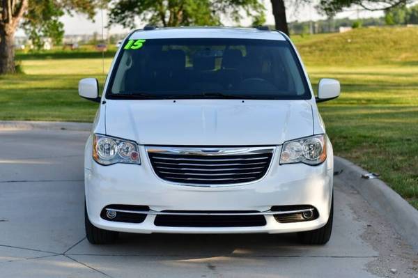 2016 Chrysler Town and Country Touring 4dr Mini Van 71,871 Miles -... for sale in Omaha, NE – photo 2