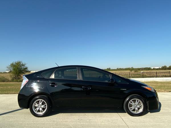 2011 Toyota Prius! Clean title! Zero Accidents! Zero Issues! for sale in Fort Worth, TX – photo 5