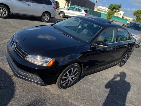 2017 Volkswagen Jetta 1.4T SE 1 OWNER CLEAN TITLE EXCELLENT CONDITION for sale in Miami, FL – photo 4