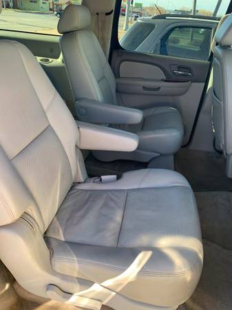 2009 Chevy Suburban LTZ - cars & trucks - by owner - vehicle... for sale in Rapid City, SD – photo 11