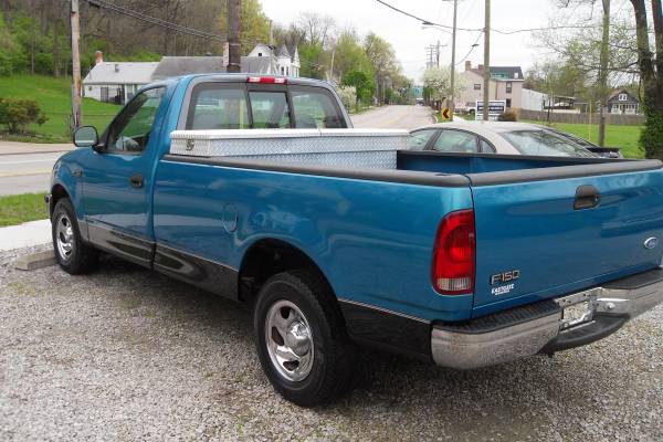 1997 Ford F-150 XL NO RUST LOOKS LIKE NEW ! 56k Miles for sale in Cincinnati, KY – photo 4