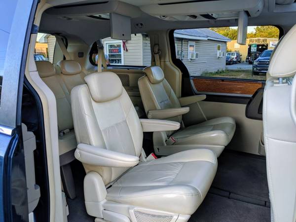 2008 CHRYSLER MINIVAN LIMITED+LEATER 2DVD 1-OWNER+3 MONTH WARRANTY for sale in Front Royal, VA – photo 11