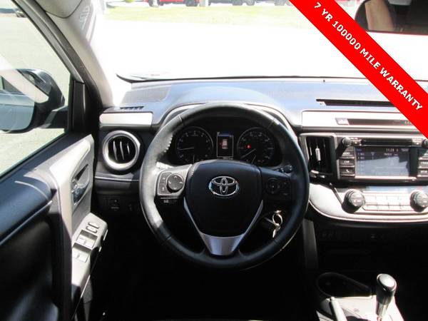 2018 Toyota RAV4 XLE suv Silver - - by dealer for sale in ROGERS, AR – photo 3