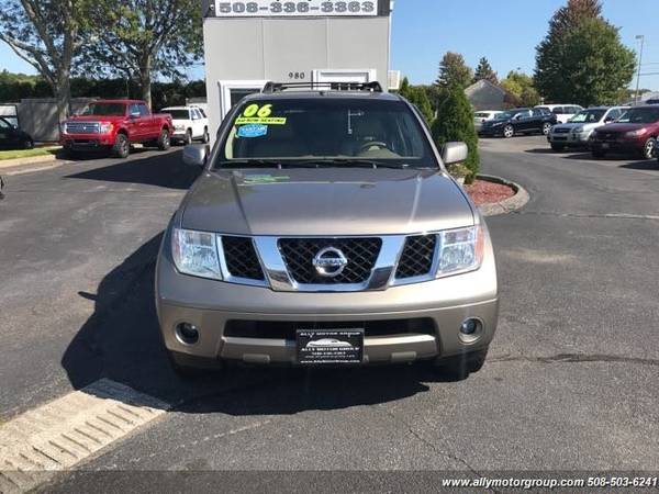 2006 Nissan Pathfinder LE LE 4dr SUV for sale in Seekonk, MA – photo 2