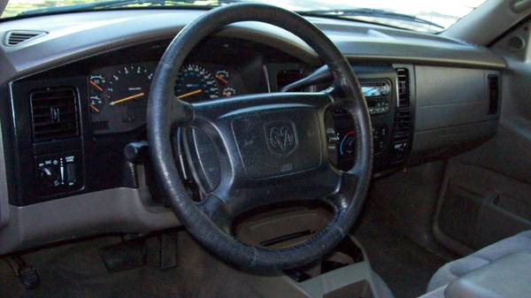 2001 Dodge Club Cab SLT 4WD V-8 - cars & trucks - by dealer -... for sale in Bradenton, FL – photo 13